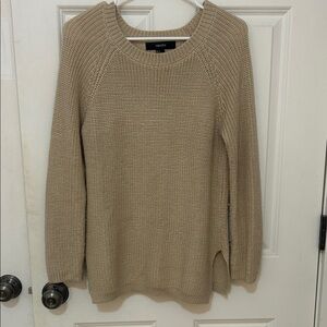 Forever 21 beige knit Crew Neck Sweater size small